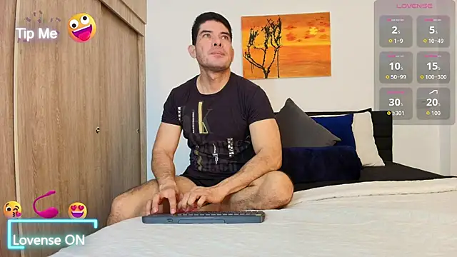 Andrewstelle coleman online show from October 2025 03:08:01 PM