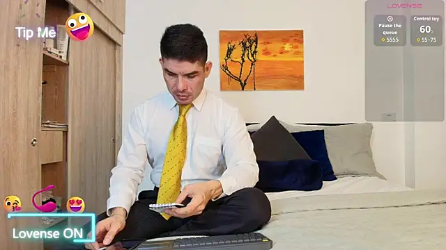 Andrewstelle coleman online show from November 2025 04:55:02 PM