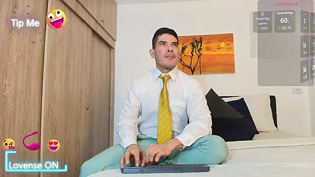 Andrewstelle coleman online show from November 2025 02:10:01 AM