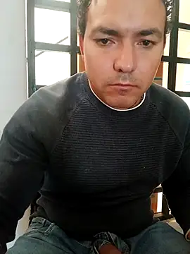 chinoxxx online show from December 2025 07:39:02 PM