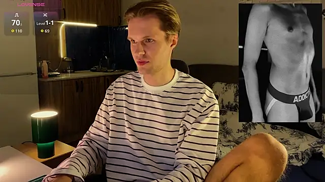 Leonnextdoor online show from February 2026 09:48:01 PM