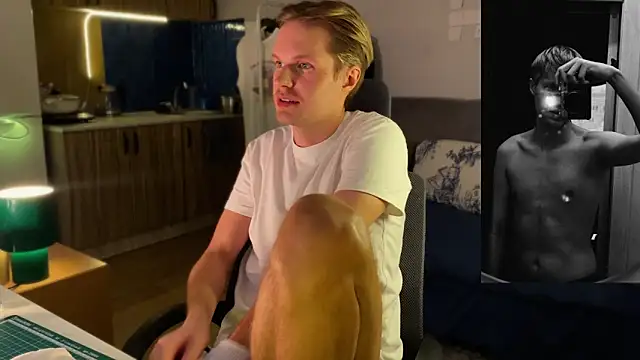 Leonnextdoor online show from February 2026 07:21:02 PM