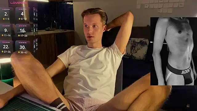 Leonnextdoor online show from February 2026 06:16:01 PM