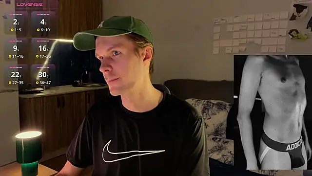 Leonnextdoor online show from February 2026 04:30:01 PM