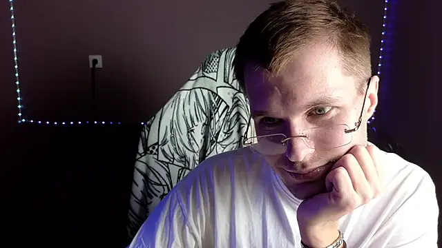 Leonnextdoor online show from January 2025 09:54:02 AM