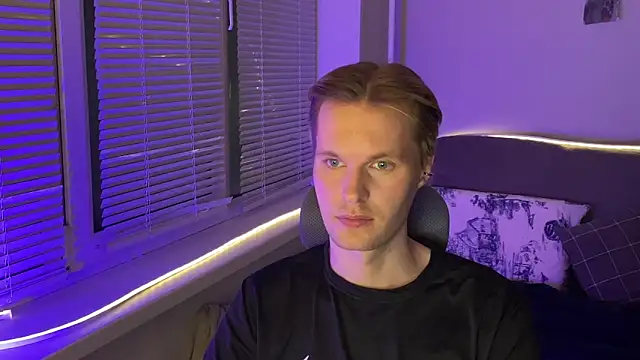 Leonnextdoor online show from January 2026 06:01:01 PM