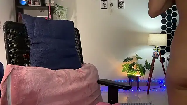 roseofvenom online show from December 2025 08:39:01 PM