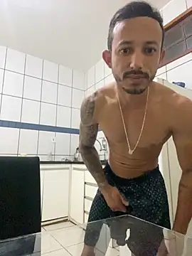 Snapshot of M1chup chatting on September 2025 09:48:02 AM M1chup online show from September 2025 09:48:02 AM