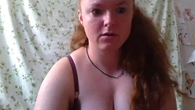 Snapshot of Rae_Jeannie chatting on June 2026 07:05:02 AM Rae Jeannie online show from June 2026 07:05:02 AM