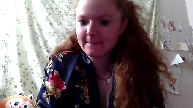 Snapshot of Rae_Jeannie chatting on June 2026 07:20:01 AM Rae Jeannie online show from June 2026 07:20:01 AM