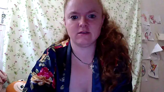 Snapshot of Rae_Jeannie chatting on June 2026 08:52:01 AM Rae Jeannie online show from June 2026 08:52:01 AM