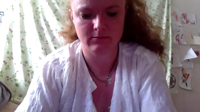 Snapshot of Rae_Jeannie chatting on July 2026 07:19:01 AM Rae Jeannie online show from July 2026 07:19:01 AM