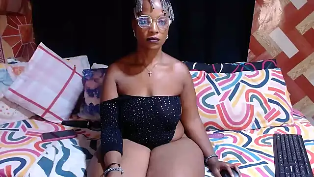 Thickbootykim online show from February 2026 02:06:02 PM