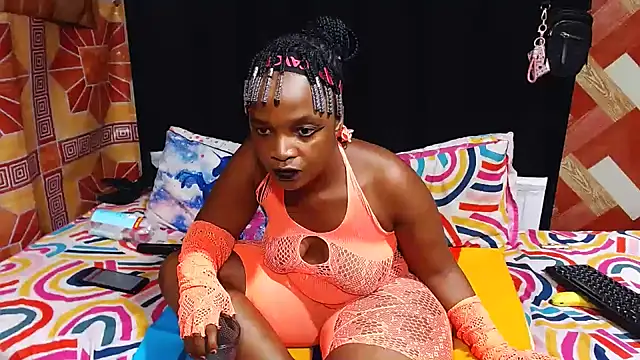 Thickbootykim online show from April 2026 05:21:01 PM
