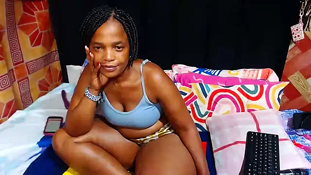 Thickbootykim online show from May 2026 05:05:01 AM