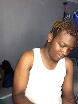 Redfucks333 online show from February 2026 07:58:01 PM