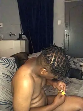 Redfucks333 online show from April 2026 08:15:02 PM