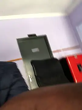 Snapshot of Redfucks333 chatting on September 2025 07:04:01 AM Redfucks333 online show from September 2025 07:04:01 AM