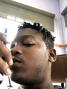 Snapshot of Redfucks333 chatting on November 2025 01:00:02 PM Redfucks333 online show from November 2025 01:00:02 PM