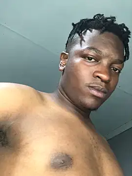 Snapshot of Redfucks333 chatting on November 2025 05:05:02 PM Redfucks333 online show from November 2025 05:05:02 PM