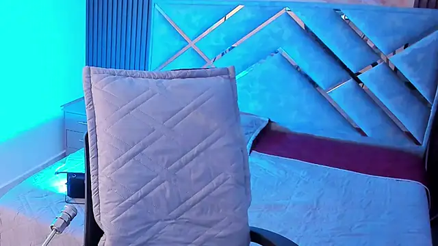 Geabloom online show from October 2025 11:20:01 AM