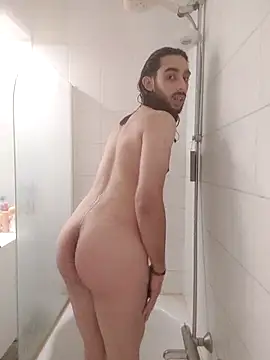 Levi Latino online show from October 2025 05:15:02 AM