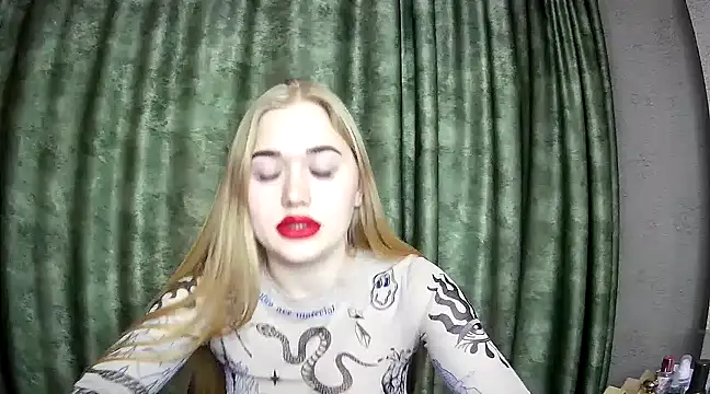 Snapshot of dorisss24 chatting on December 2024 05:26:02 PM dorisss24 online show from December 2024 05:26:02 PM