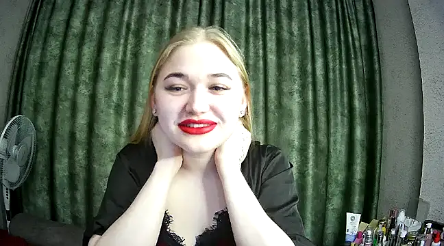 Snapshot of dorisss24 chatting on January 2025 12:51:02 PM dorisss24 online show from January 2025 12:51:02 PM