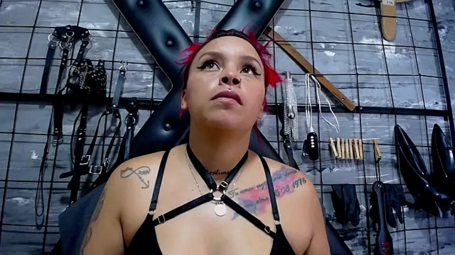 Alana Roth online show from December 2025 07:20:01 PM