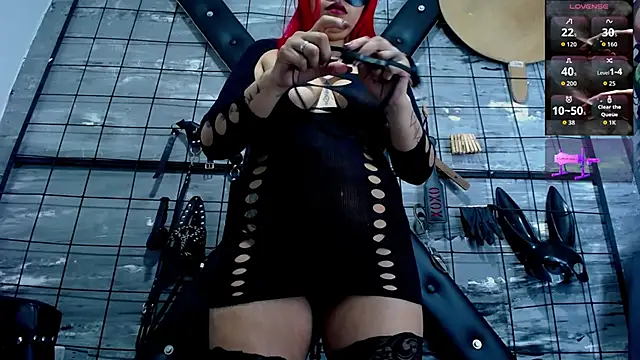 Alana Roth online show from November 2025 07:17:01 PM