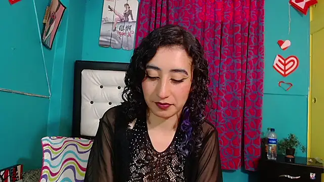 valerie mase online show from September 2025 06:59:01 PM