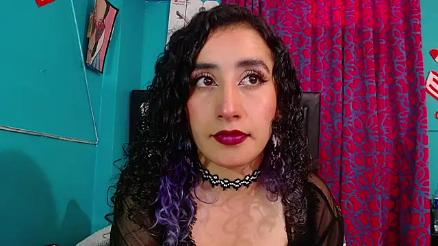 valerie mase online show from October 2025 07:15:01 PM