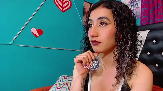 valerie mase online show from October 2025 08:08:01 PM