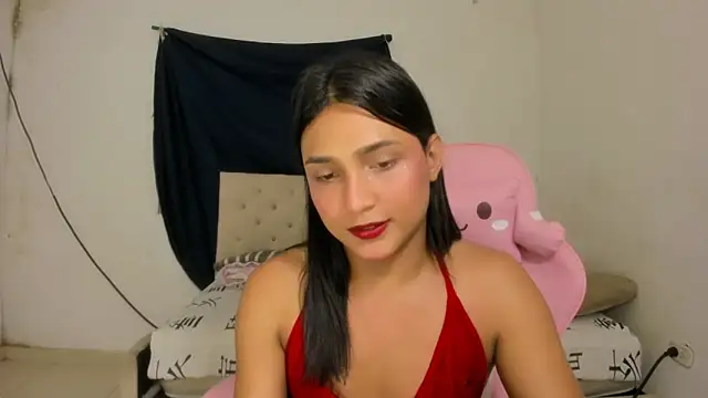 Snapshot of Miss_noah18 chatting on November 2025 09:26:01 PM Miss noah18 online show from November 2025 09:26:01 PM