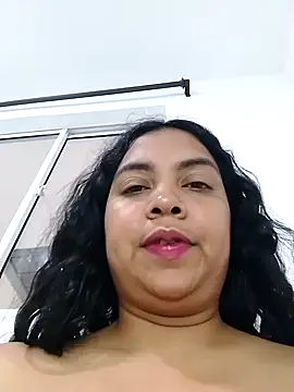 Snapshot of Brendabluee chatting on February 2025 09:17:02 PM Brendabluee online show from February 2025 09:17:02 PM