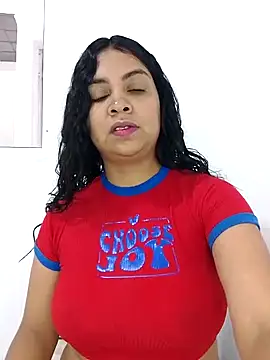 Snapshot of Brendabluee chatting on January 2025 07:14:02 PM Brendabluee online show from January 2025 07:14:02 PM