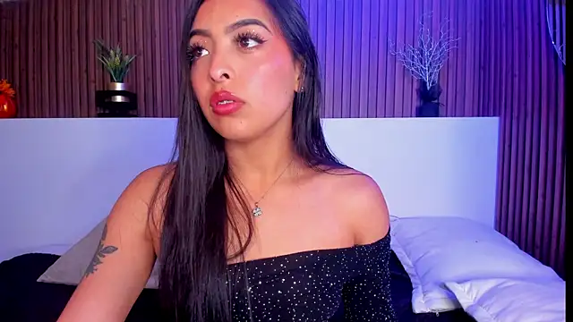 Snapshot of Camila_dupont chatting on November 2025 04:06:01 AM Camila dupont online show from November 2025 04:06:01 AM