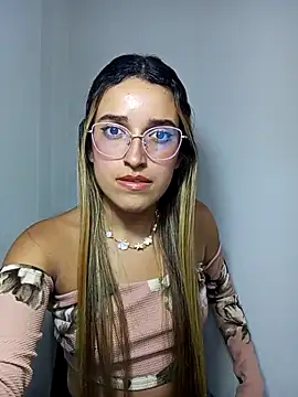 faby Hot online show from September 2025 08:30:02 PM