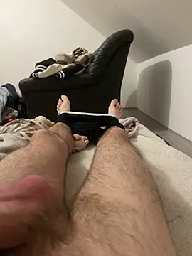 Snapshot of tomasek28 chatting on March 2026 12:07:02 AM tomasek28 online show from March 2026 12:07:02 AM