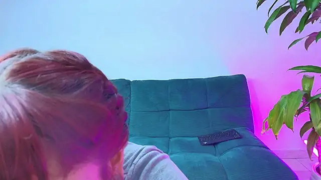 Sky Intimate online show from March 2025 08:53:02 PM