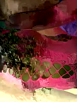 cinnabunzbunz86 online show from November 2025 03:49:01 PM