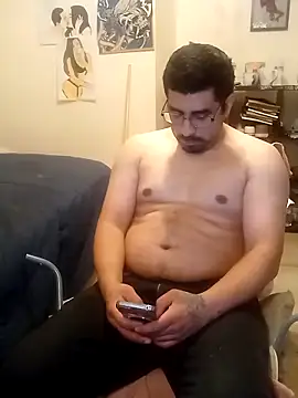 Snapshot of k1oudE chatting on November 2025 12:22:01 AM k1oudE online show from November 2025 12:22:01 AM