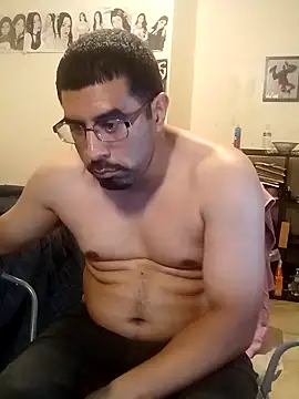 Snapshot of k1oudE chatting on November 2025 04:39:02 AM k1oudE online show from November 2025 04:39:02 AM