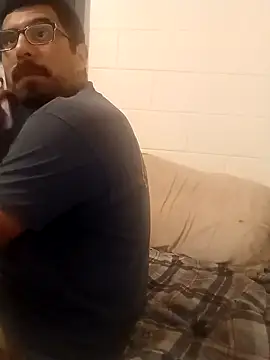 k1oudE online show from February 2026 04:36:02 AM