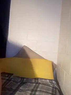 k1oudE online show from February 2026 12:38:02 PM