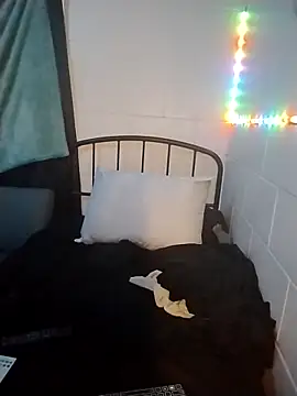 k1oudE online show from March 2026 03:14:02 PM