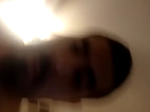 Snapshot of k1oudE chatting on November 2025 05:11:02 AM k1oudE online show from November 2025 05:11:02 AM