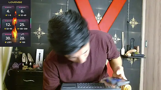 Noah-cock online show from December 2025 11:38:02 AM