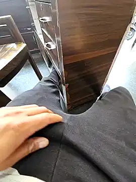 Snapshot of pyasevickybabu563 chatting on January 2025 06:28:02 AM pyasevickybabu563 online show from January 2025 06:28:02 AM