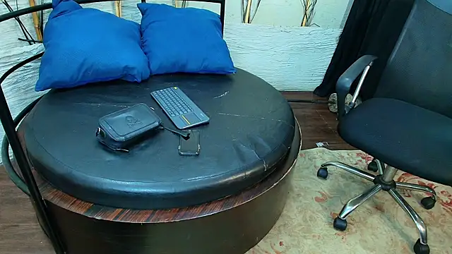 MarcoVitto online show from October 2025 11:34:01 AM